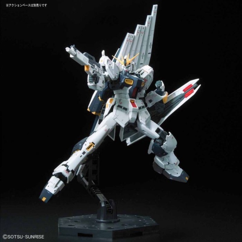 En stock: Kit de modelo Gunpla - Bandai Model Gundam Rg reseña y precio